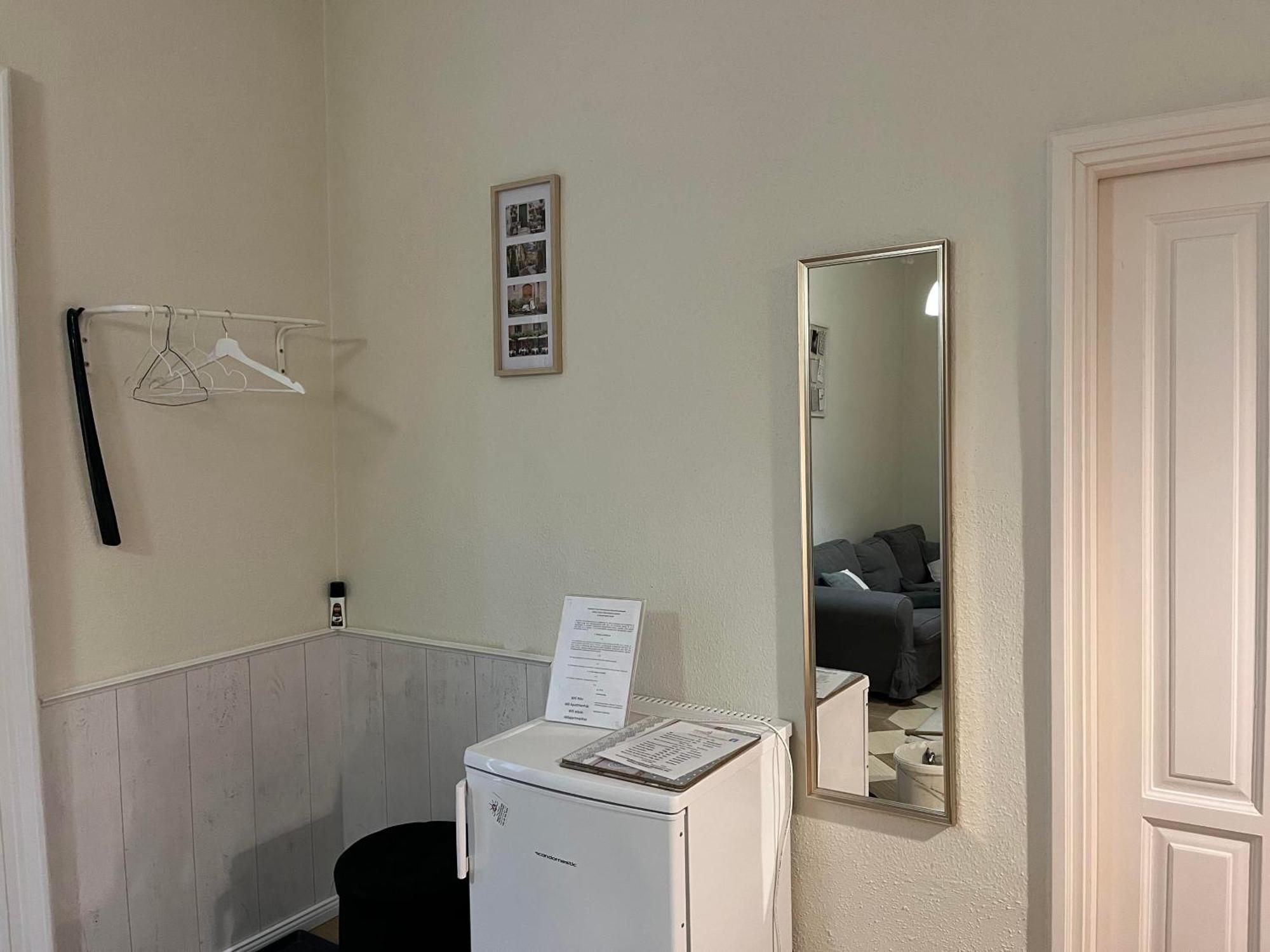 Idill Apartmanhaz B&B Tiszafüred Екстериор снимка