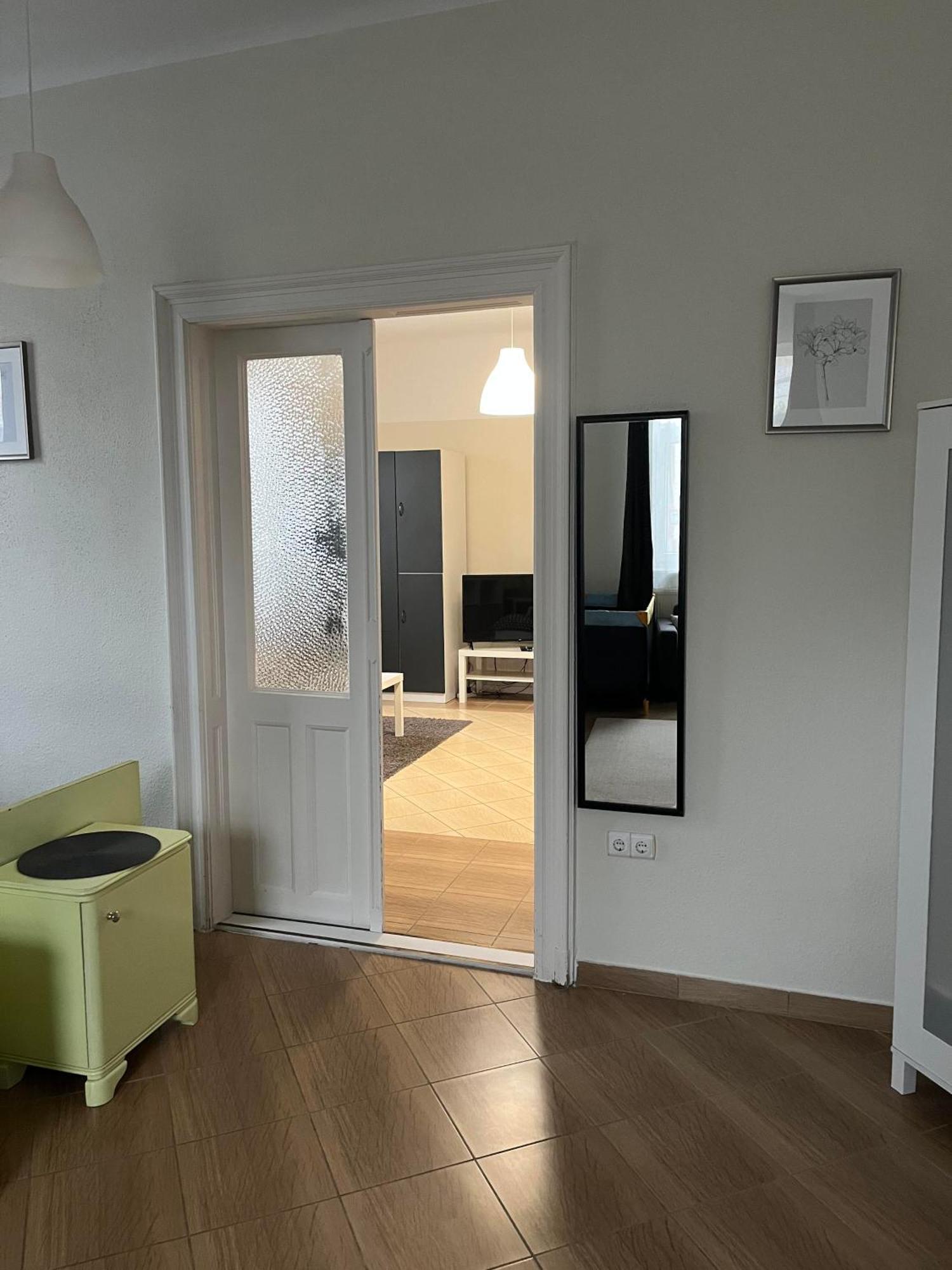 Idill Apartmanhaz B&B Tiszafüred Екстериор снимка